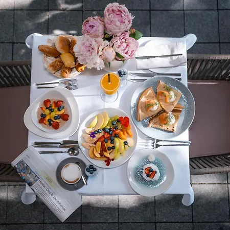 Boutique Townhouse 27 Hotell 4*