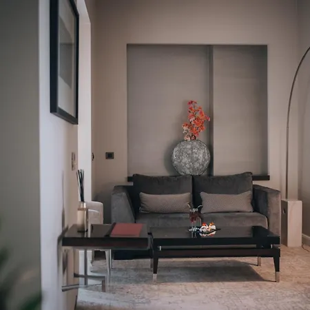 Hotell Boutique Townhouse 27 4*
