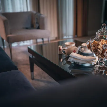 Boutique Townhouse 27 Hotel 4*